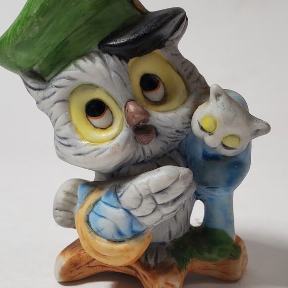 Vintage Enesco Mail Carrier Mailman Postman Owl Figure - Picture 2 of 4